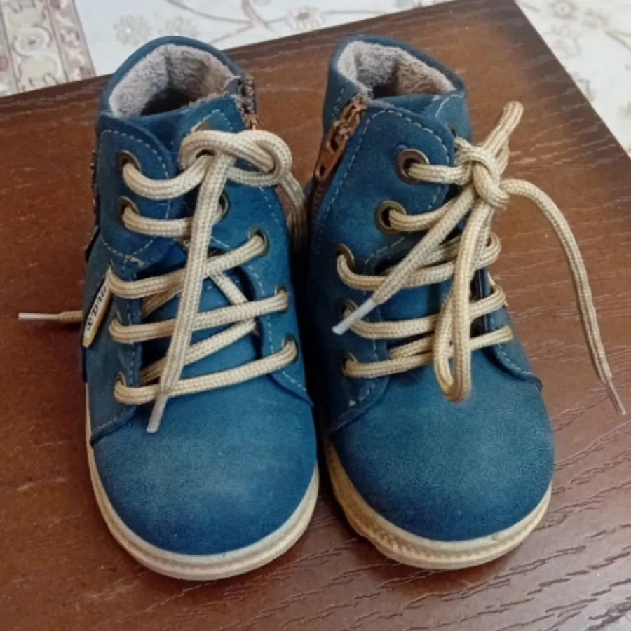 بوت بچگانه اسپرت