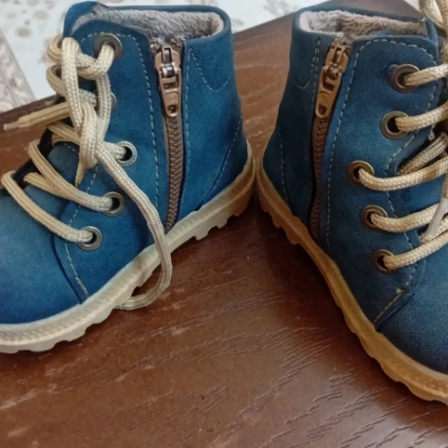 بوت بچگانه اسپرت