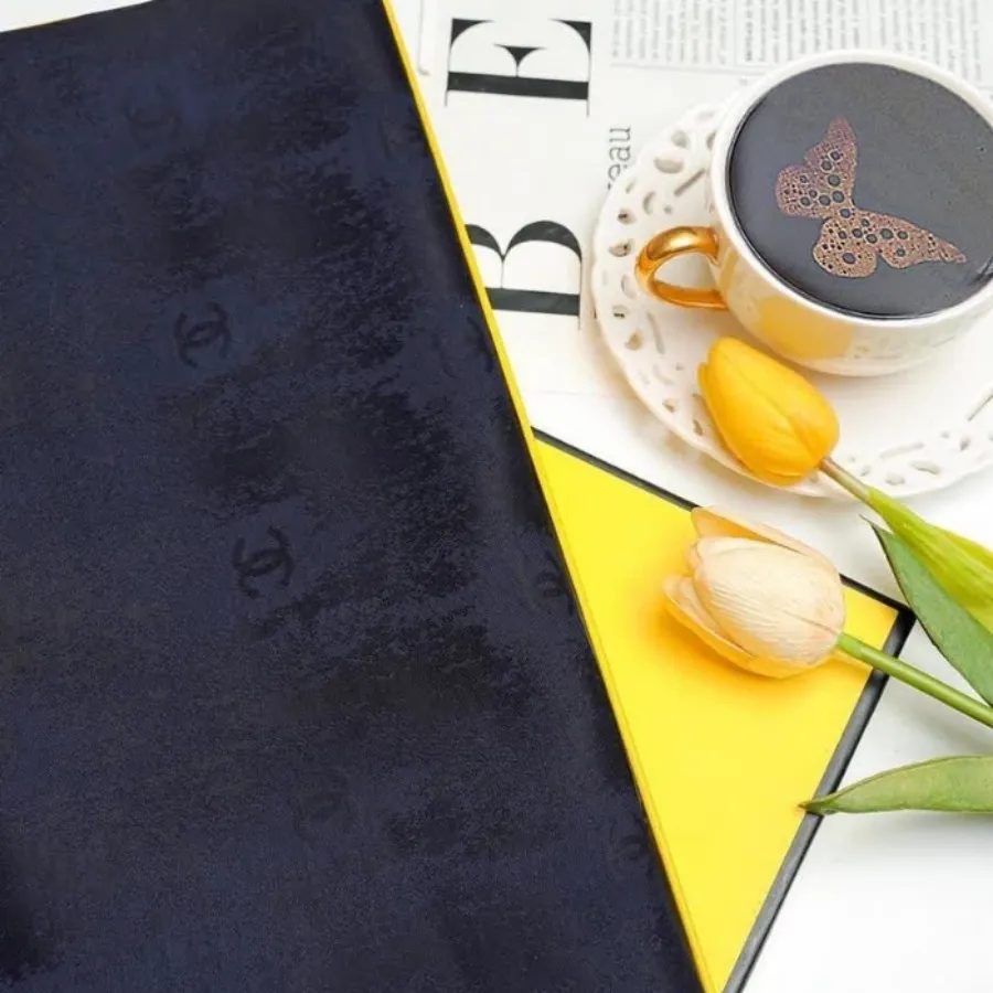 روسری ابریشم ژاکارد