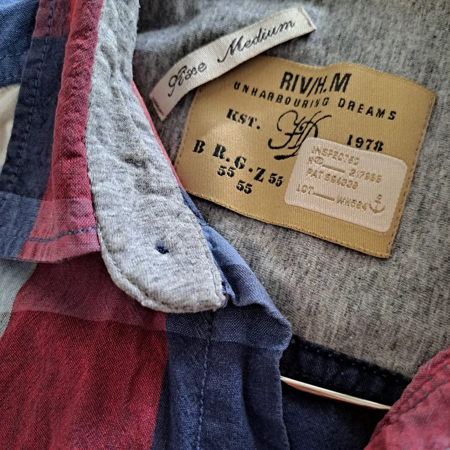 پیراهن مردانه