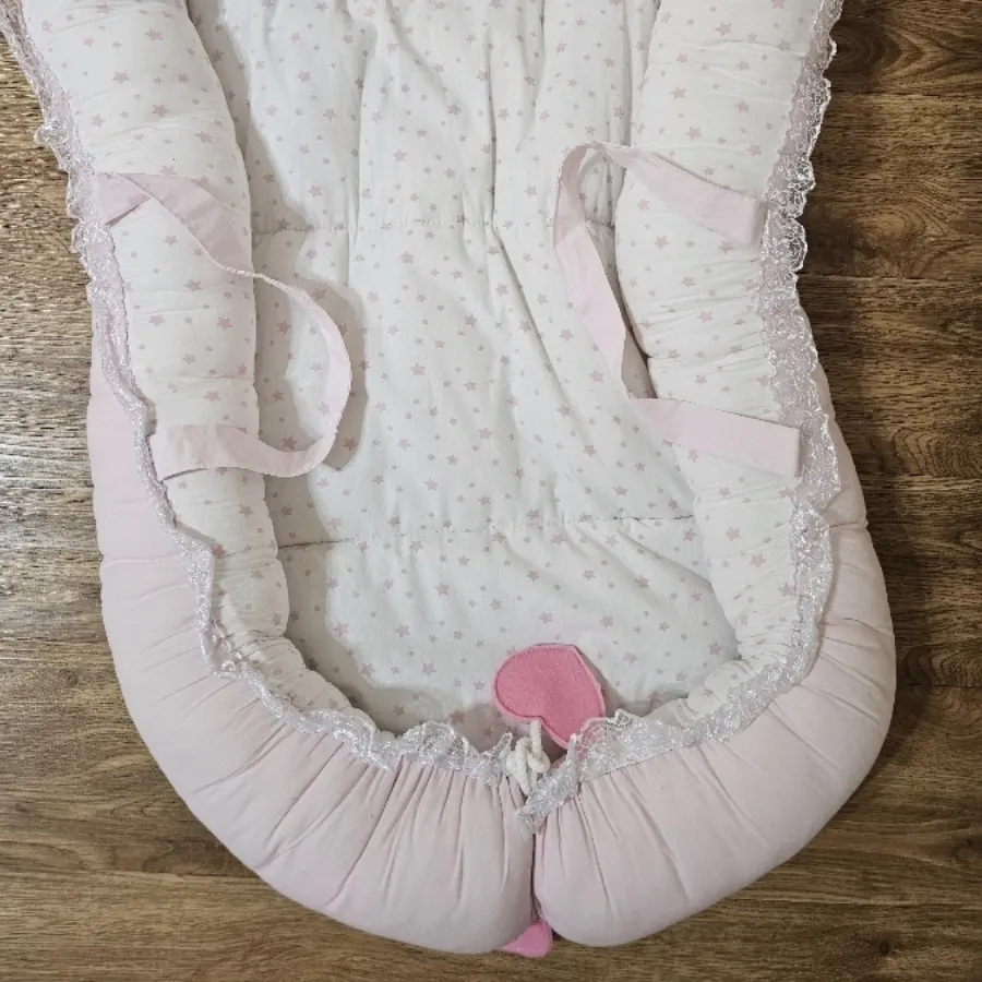 تشک حمل نوزاد زیبا و نو