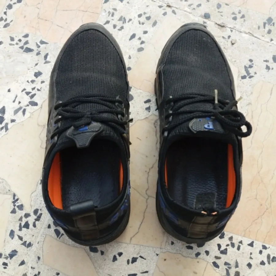 کفش کتونی در حد نو 2