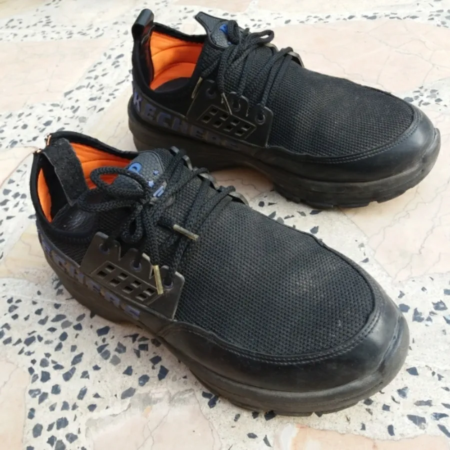 کفش کتونی در حد نو 2