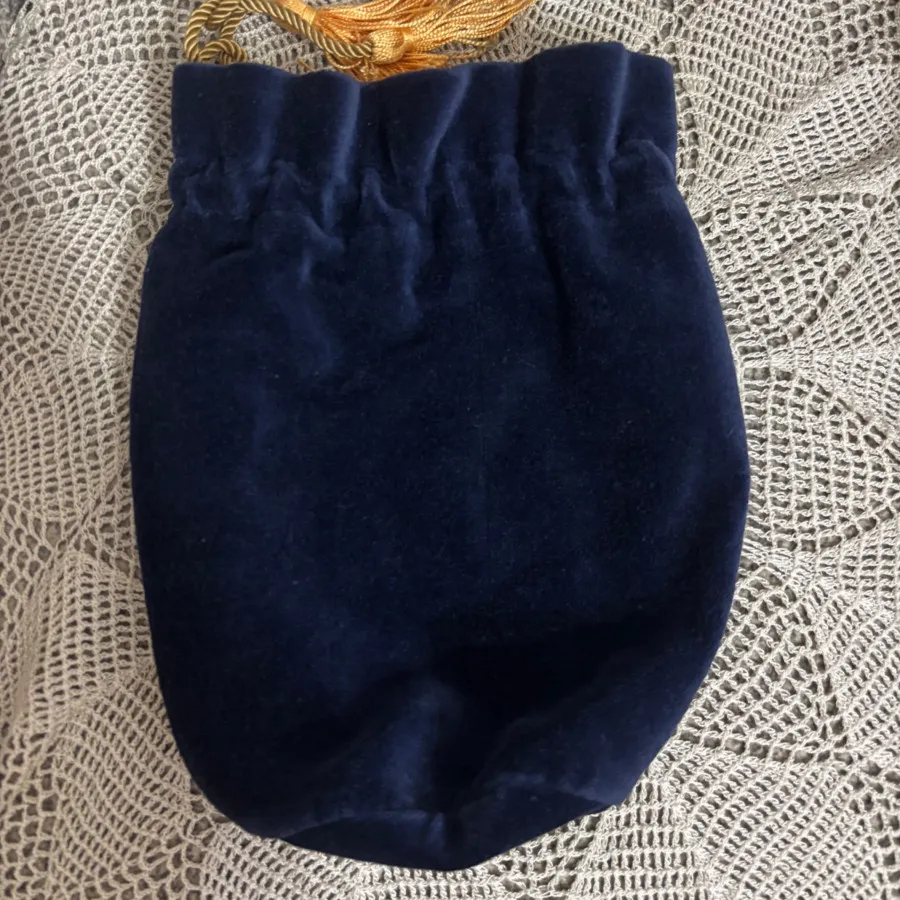 کیف مخمل سکه و جواهرات