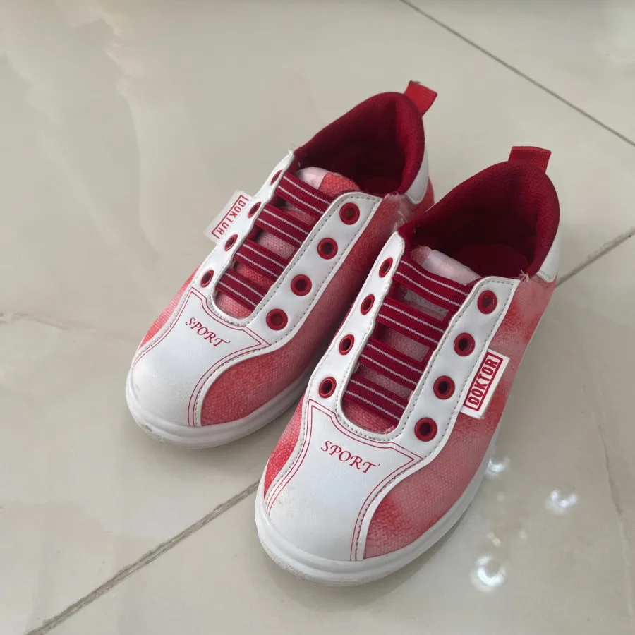 کتونی سایز 28