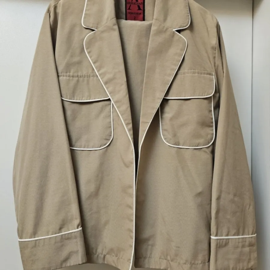 کت شلوار کرم زنانه