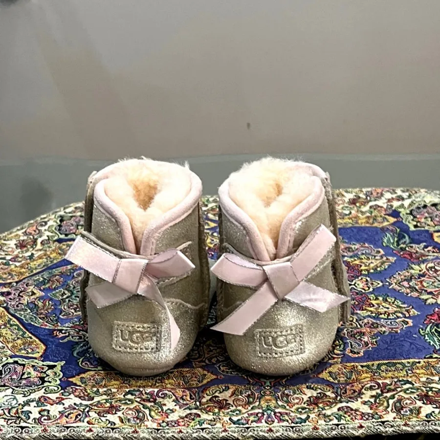 بوت مجلسی دخترونه