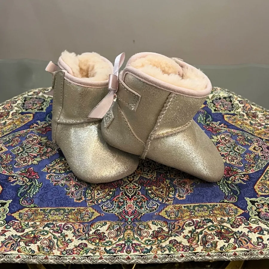 بوت مجلسی دخترونه