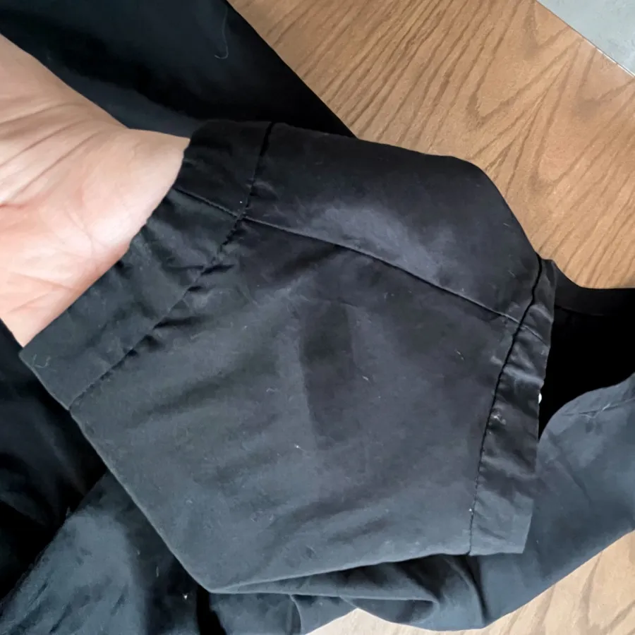 پیراهن مشکی