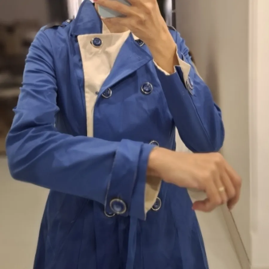 ترنچ کت کوتاه