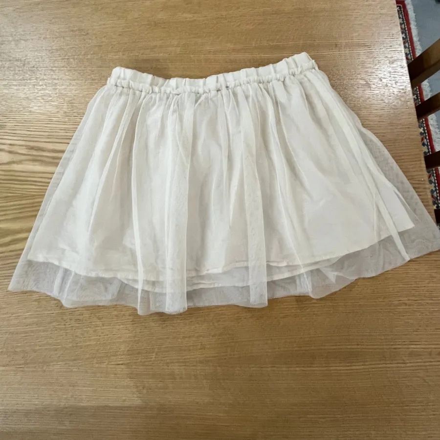 دامن دخترانه برند بنتون