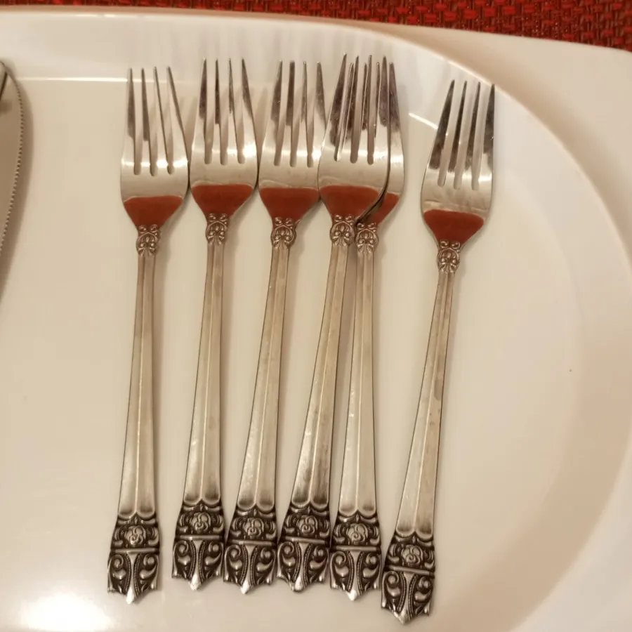 سرویس کارد و چنگال قدیمی