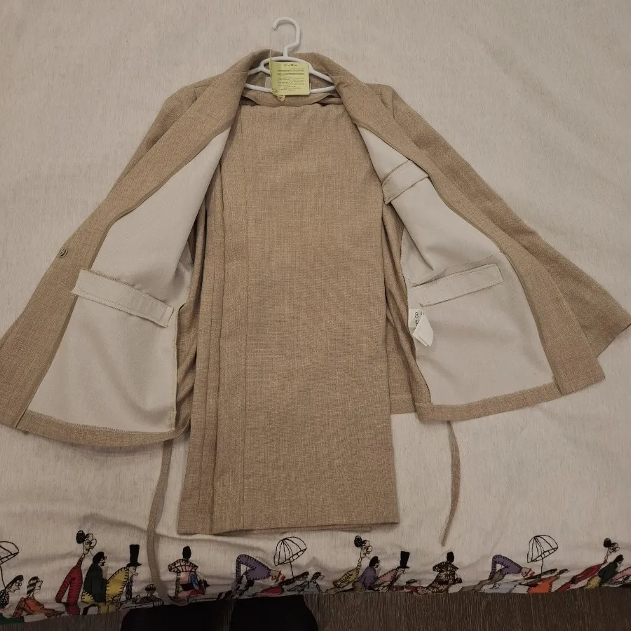 ست کت و شلوار کرمی