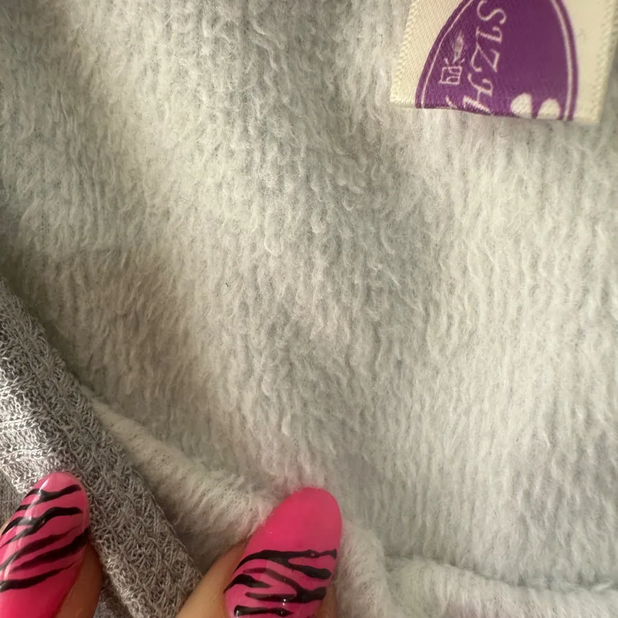 پیراهن تو کرکی دخترونه