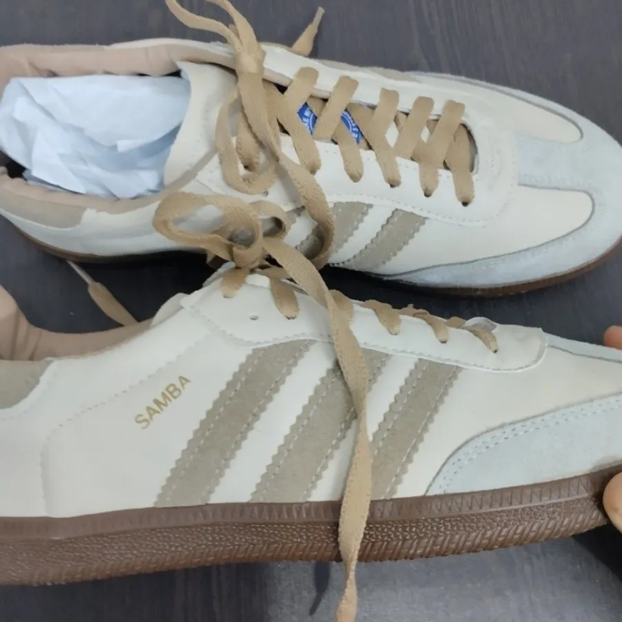 کفش سامبا کرمی