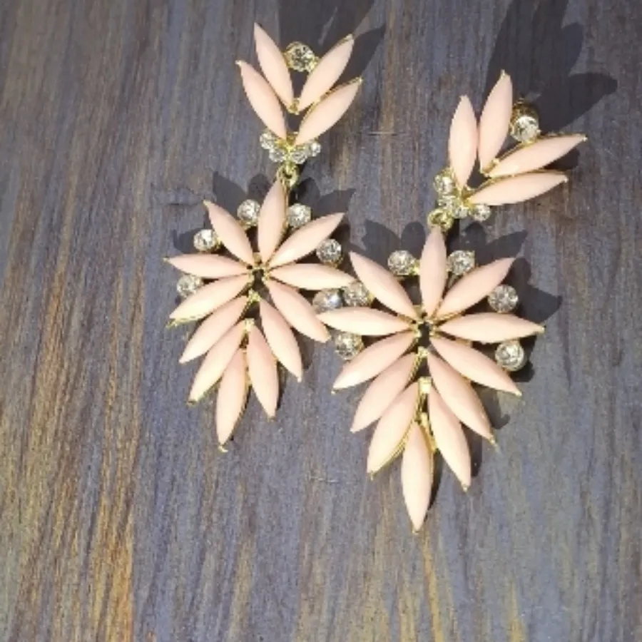 گوشواره زنانه