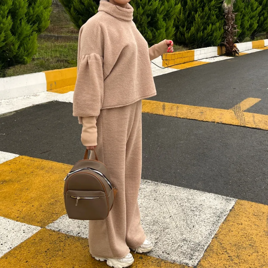 هودی شلوار رنگ کرمی