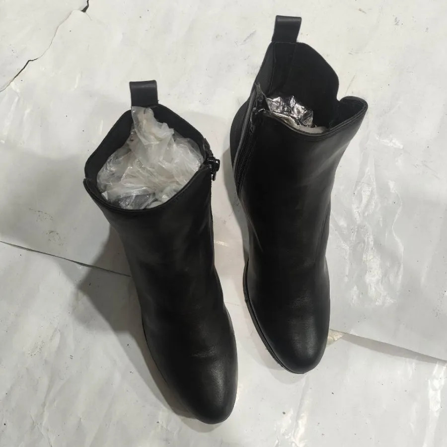 بوت زنانه اورجینال