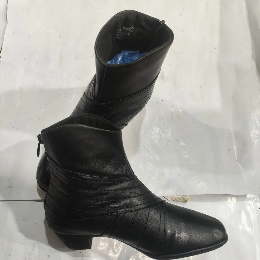 بوت زنانه اورجینال