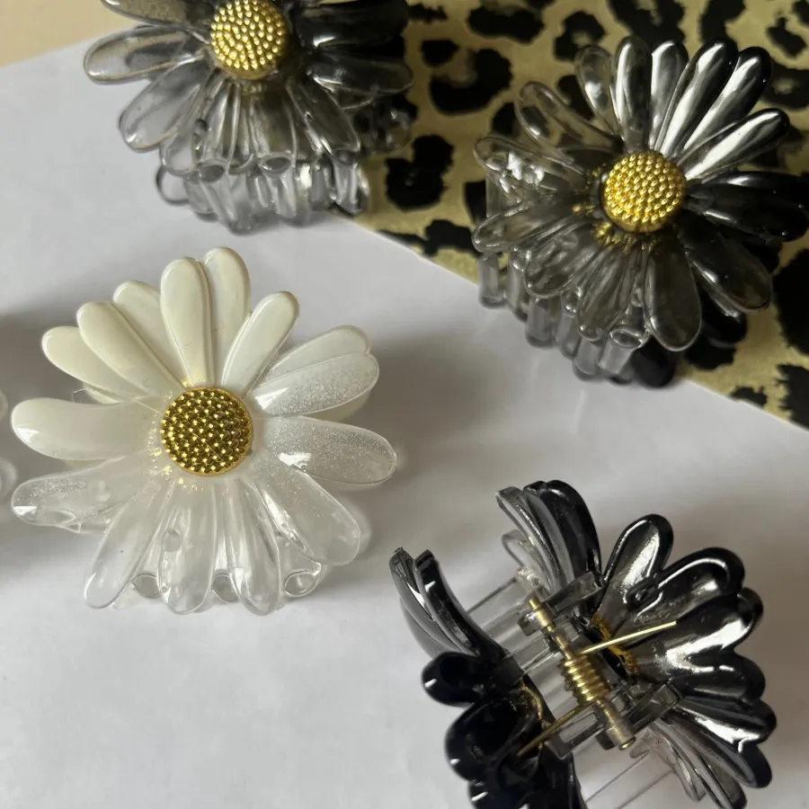 کلیپس بابونه