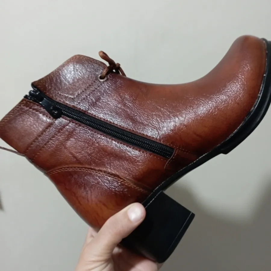 نیم بوت منگوله ای