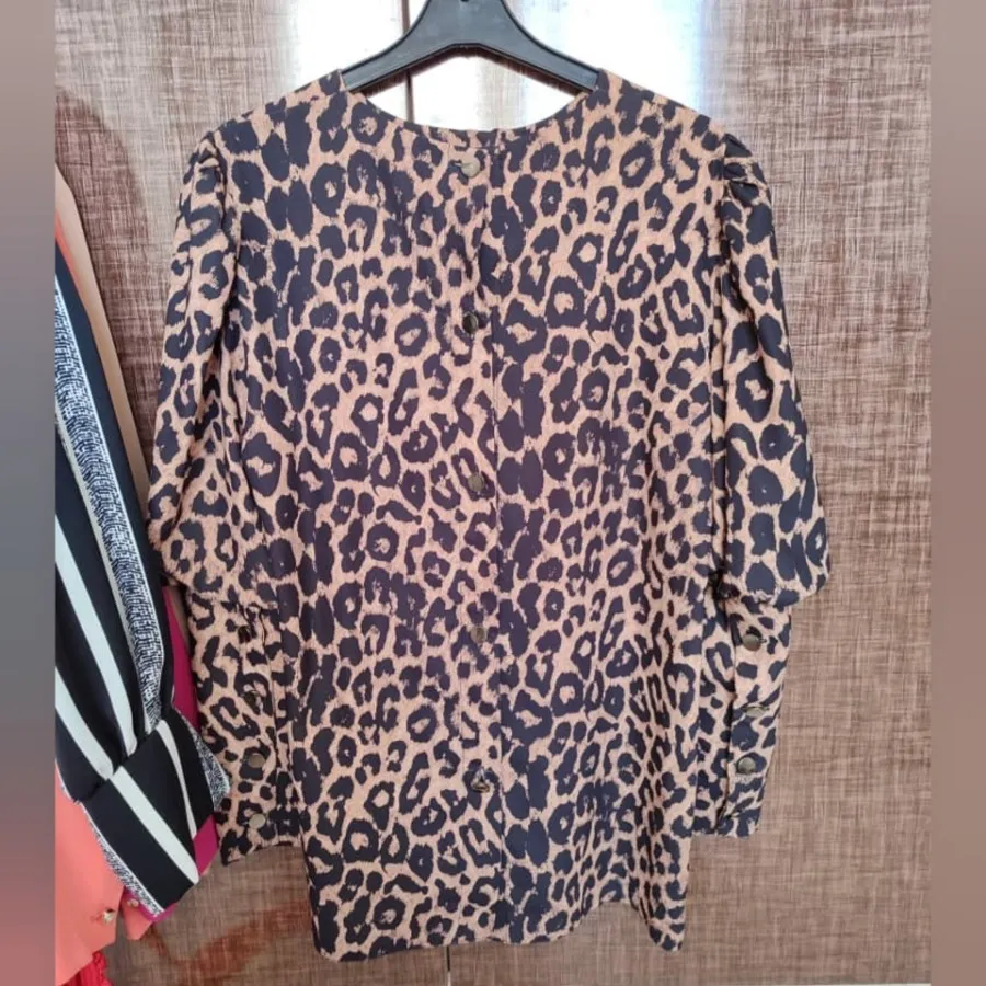 شومیز طرحدار