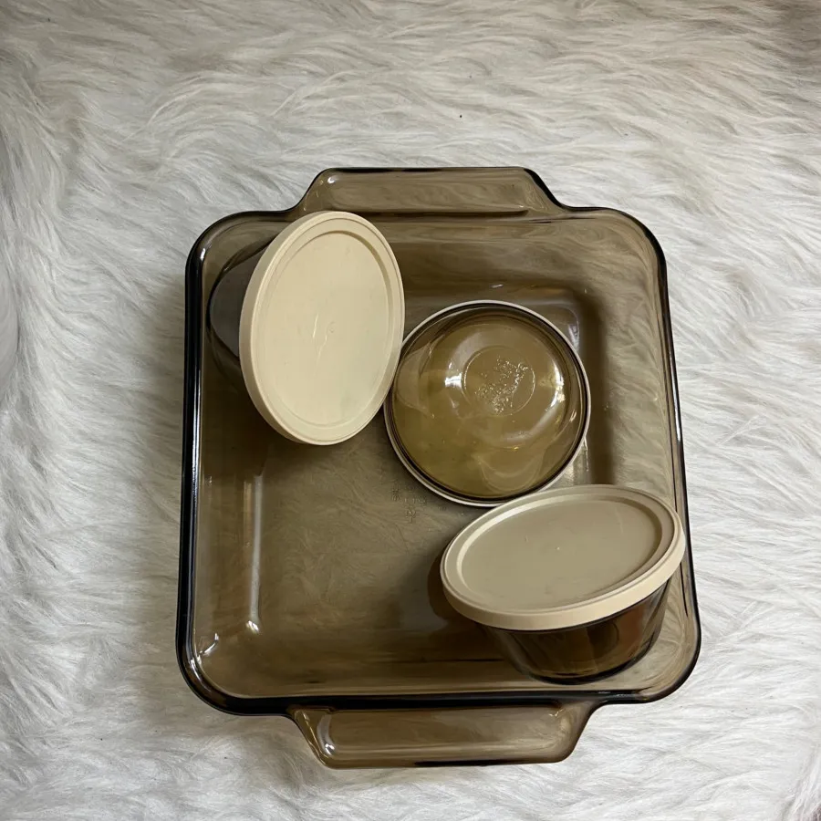 ماهیتابه و پیاله انکور