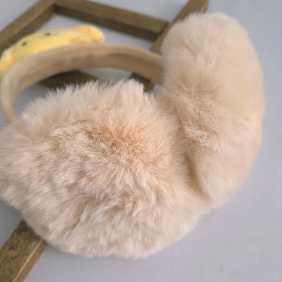 گوشگیر عروسکی تاشو?
.
✂️