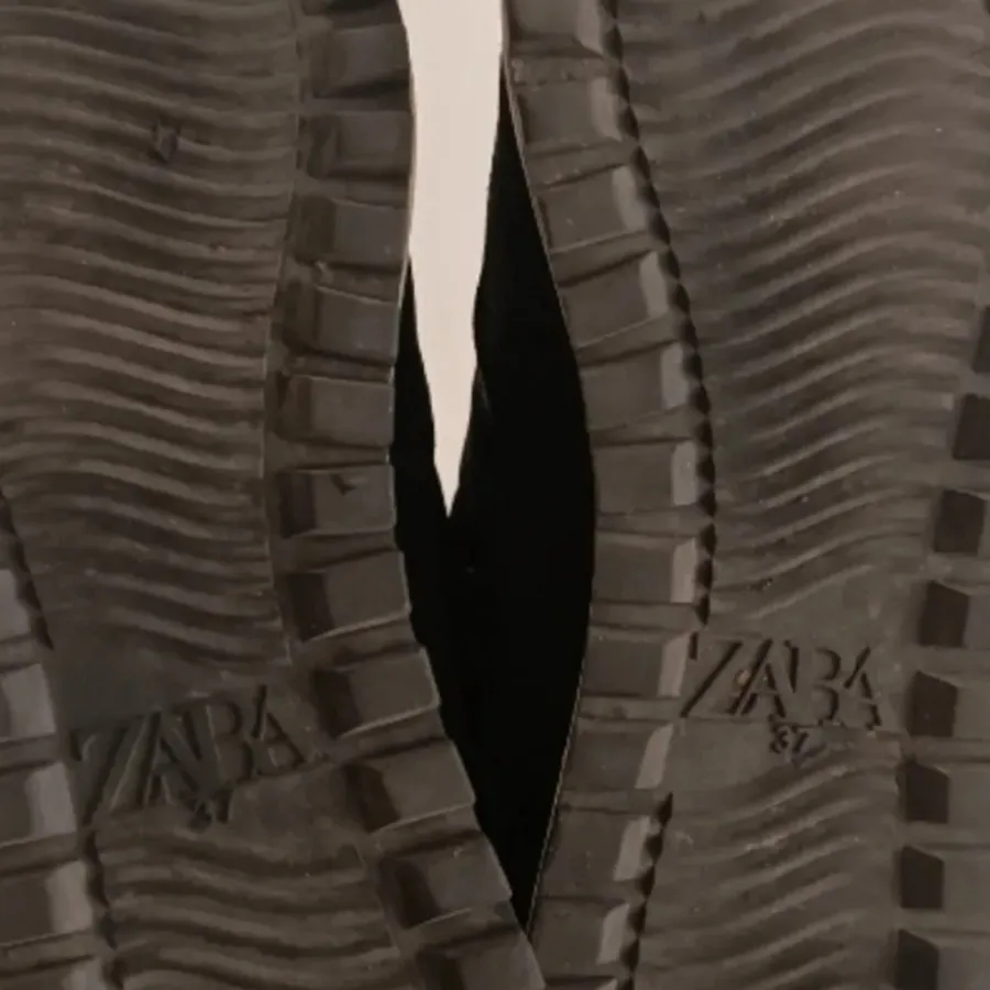 کفش اسپرت zara