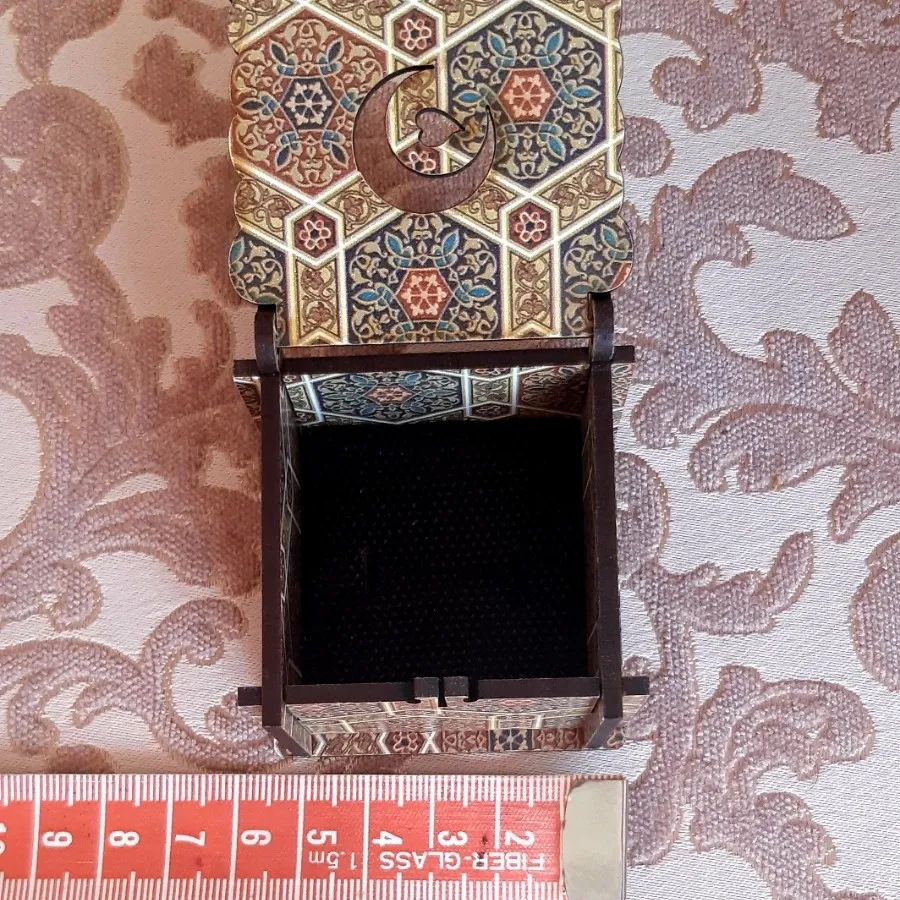 جعبه طلا و جواهر