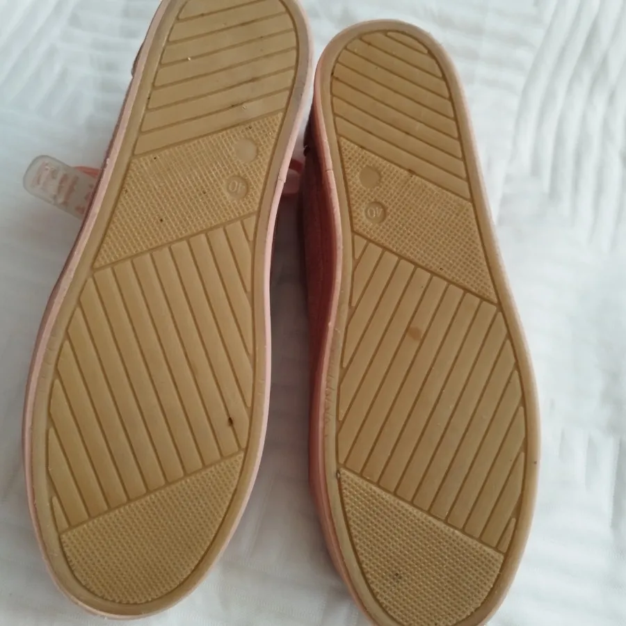 کفش اسپرت وارداتی