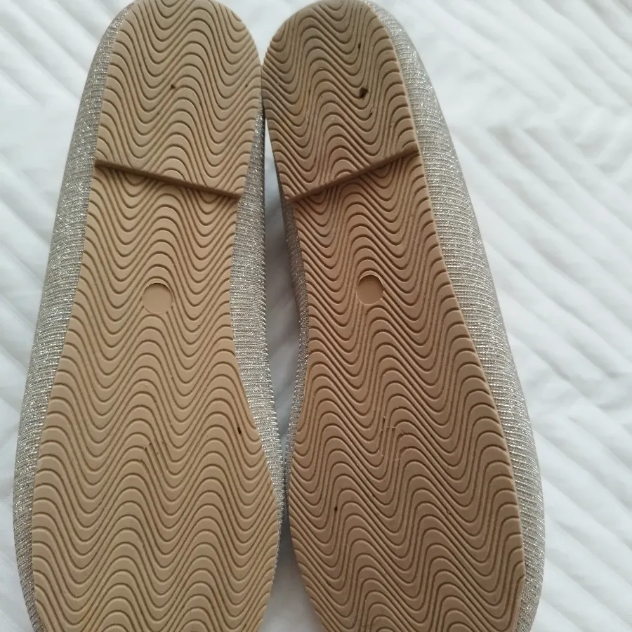 کفش بابت عروسکی