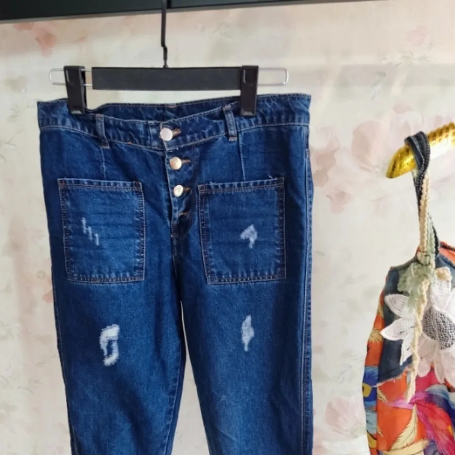 تاپ و شلوار جین