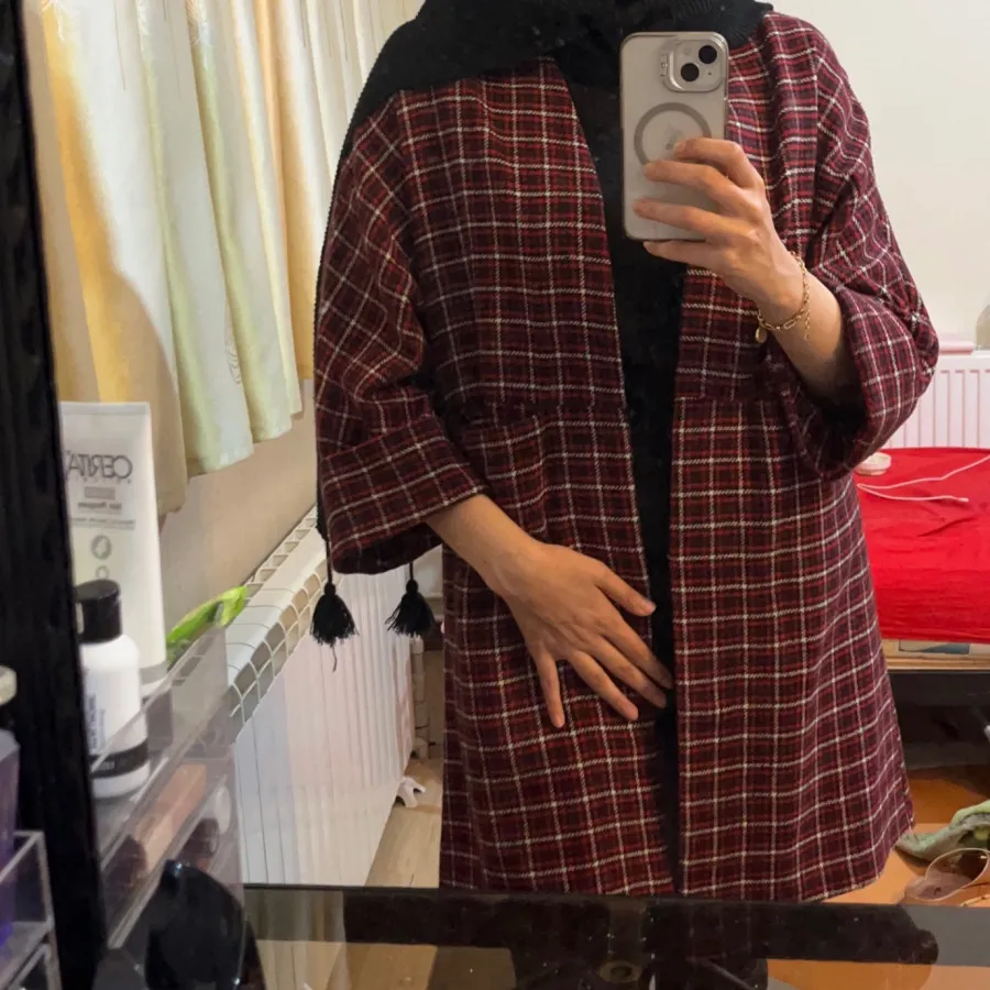 کت قرمز قد 90 پاییزه