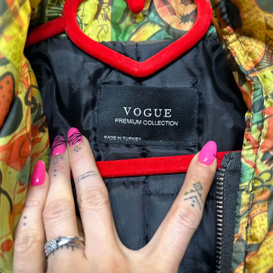 کاپشن مدل لش