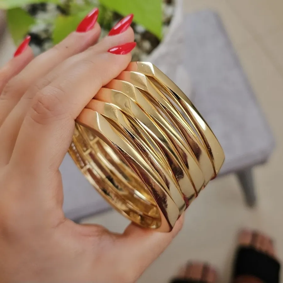 النگو طلا روس