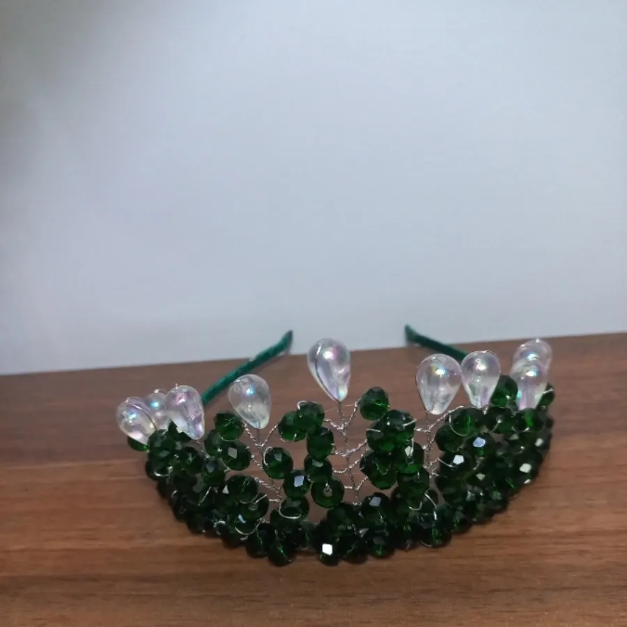 تاج کریستالی مجلسی  سبز