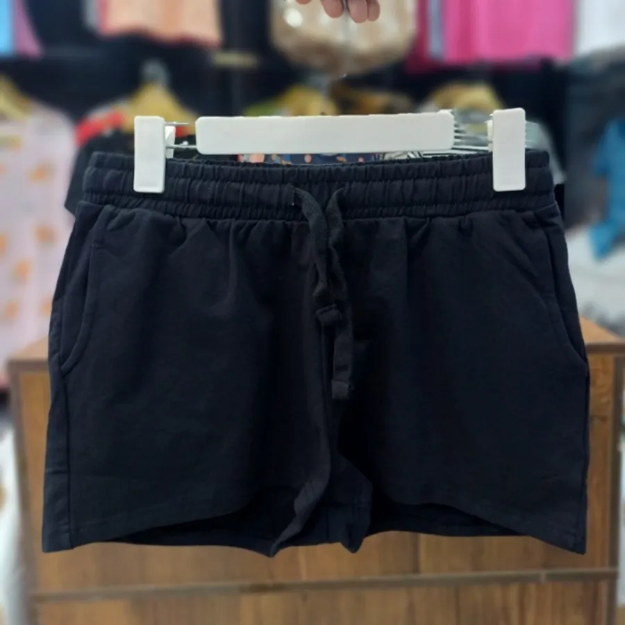 شورتک زنانه