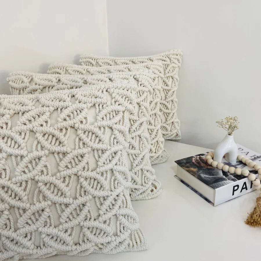 کوسن مکرومه