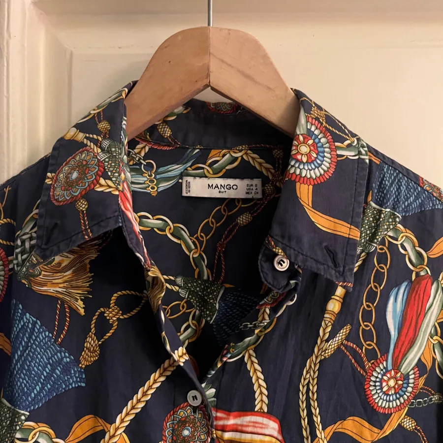 شومیز منگو اورسایز