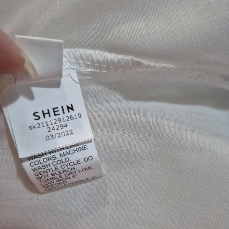 پیراهن دخترانه