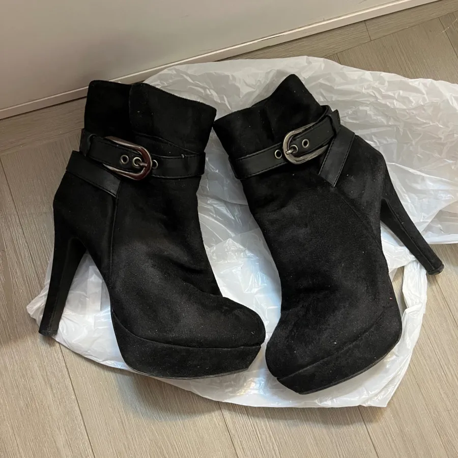 نیم بوت ترک