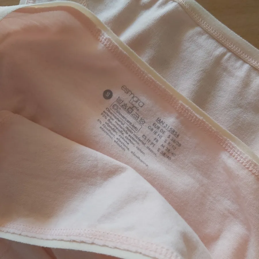 پک 2 عددی شورت آلمانی