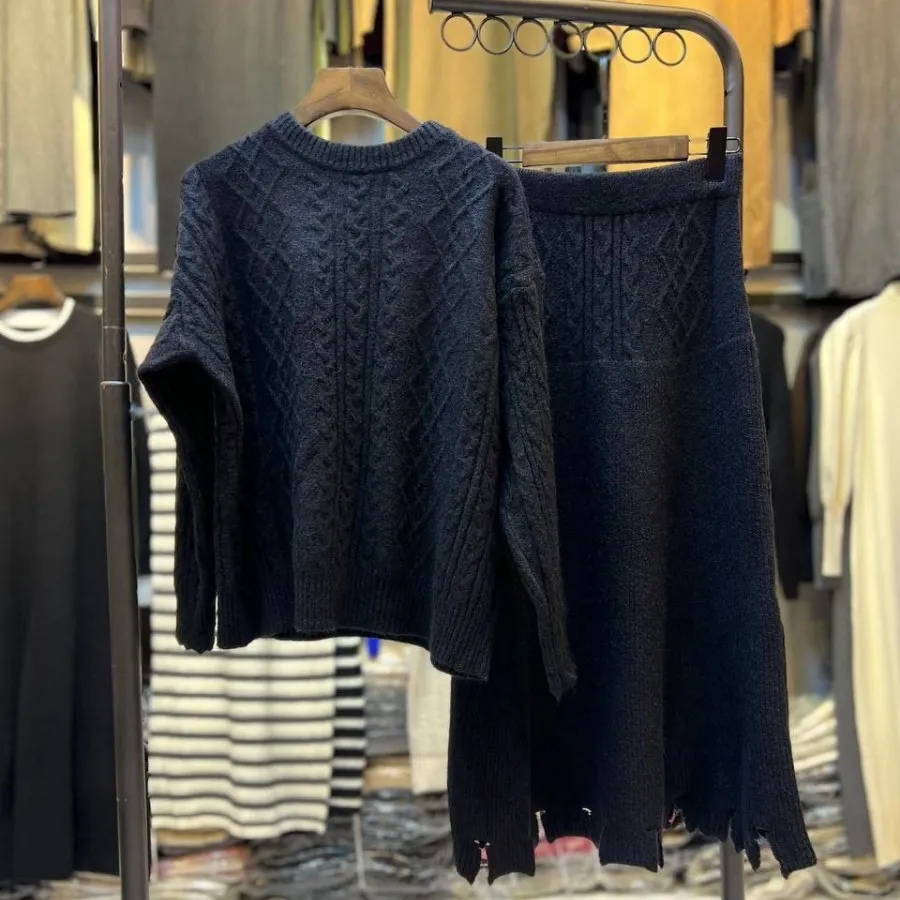 بلوزودامن بافت گرم