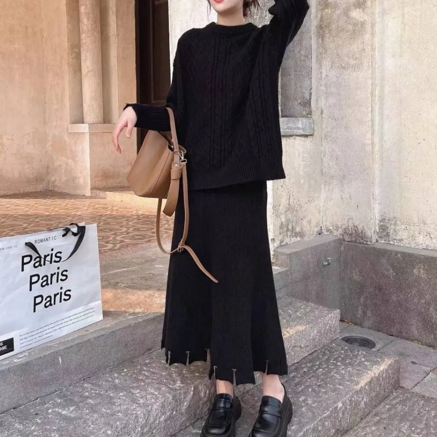 بلوزودامن بافت گرم