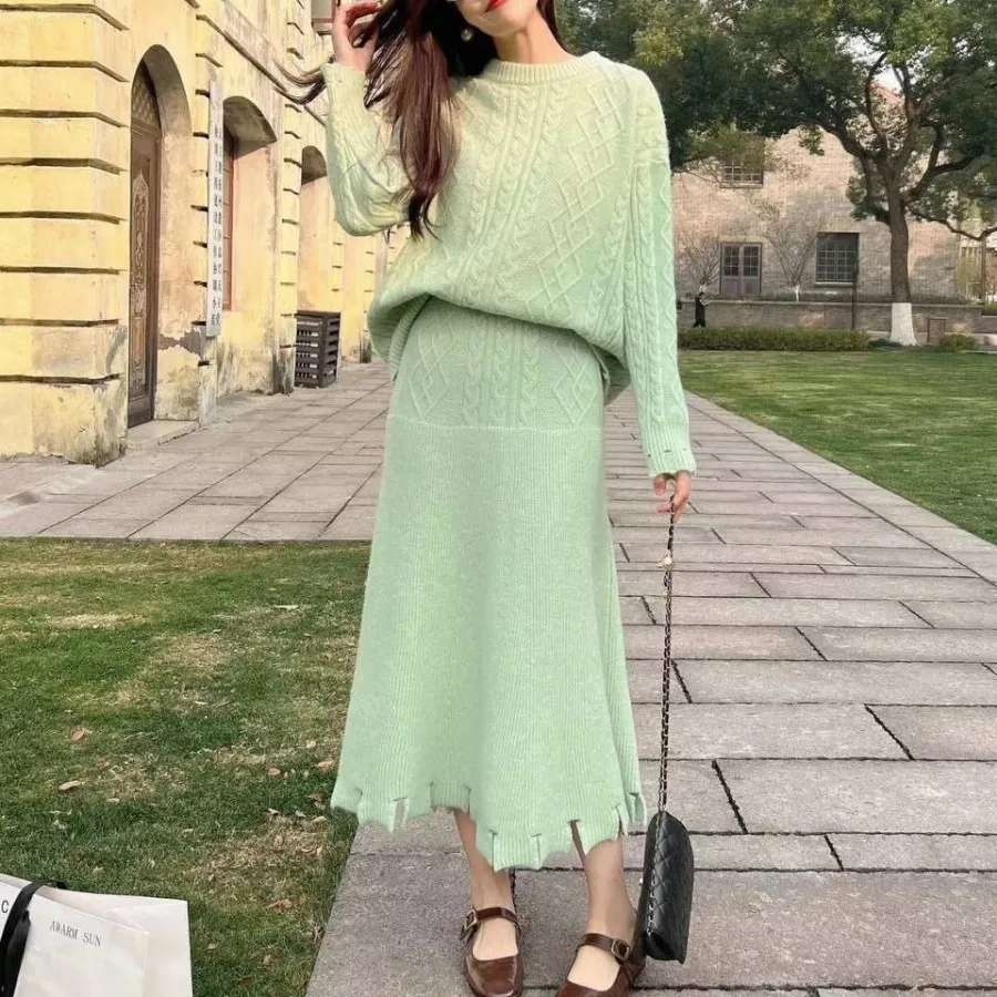 بلوزودامن بافت گرم