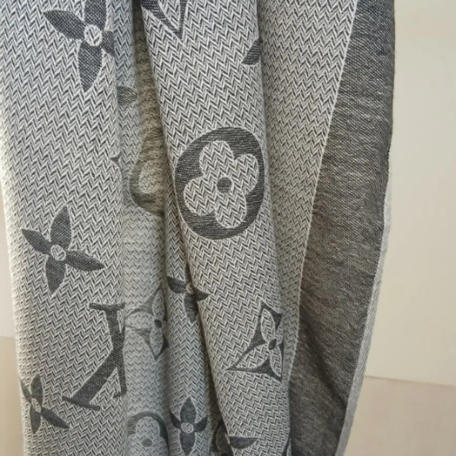 شال چهارفصل