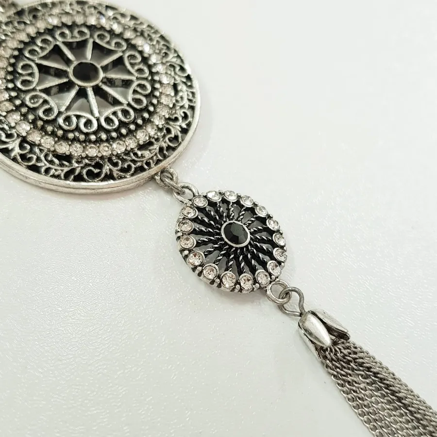 رولباسی سنتی سیاه قلم