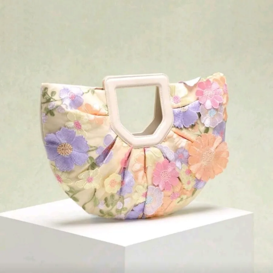 کیف ( ورق بزنید )