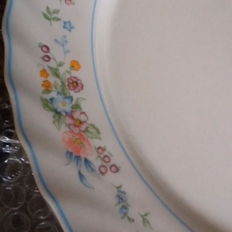 دیس گرد تخت آرکوپال ویکتو